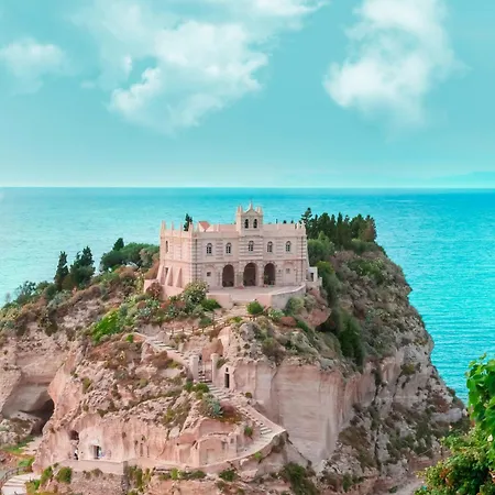 Sofia *luxury Experience In Calabria *