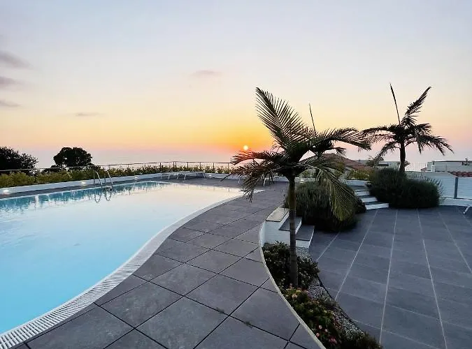 Sofia *luxury Experience In Calabria Villa