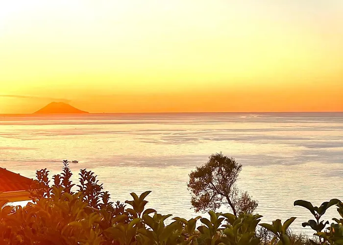 Sofia *luxury Experience In Calabria Villa